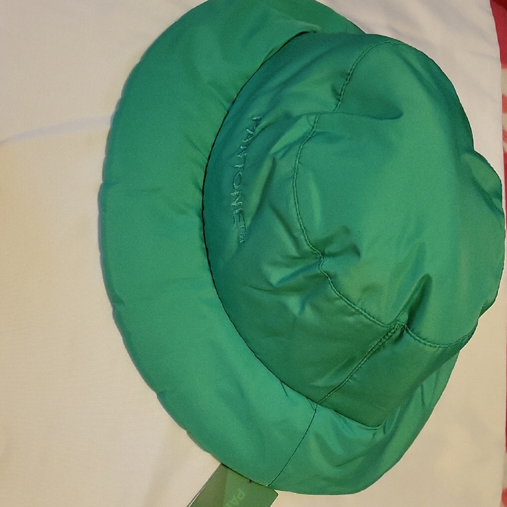 Forever 21 Green Bucket Hat